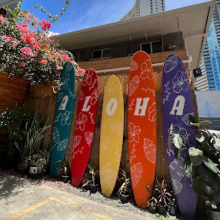 Honu Waikiki By Aloh Hostel Honolulu Ngoại thất bức ảnh